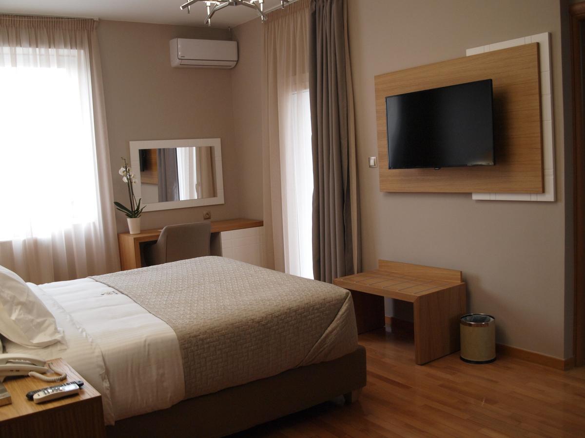 King Lodge Athene Buitenkant foto