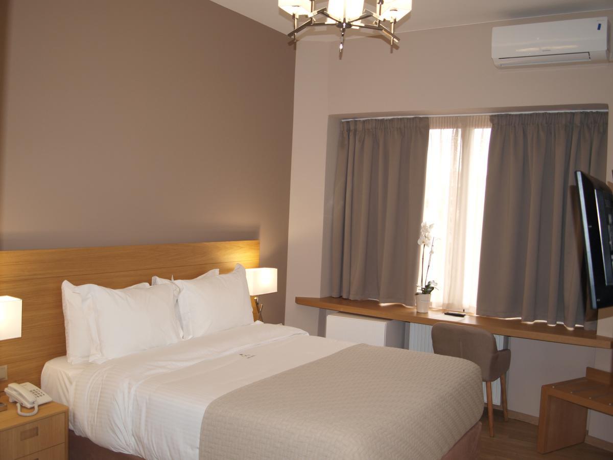 King Lodge Athene Buitenkant foto